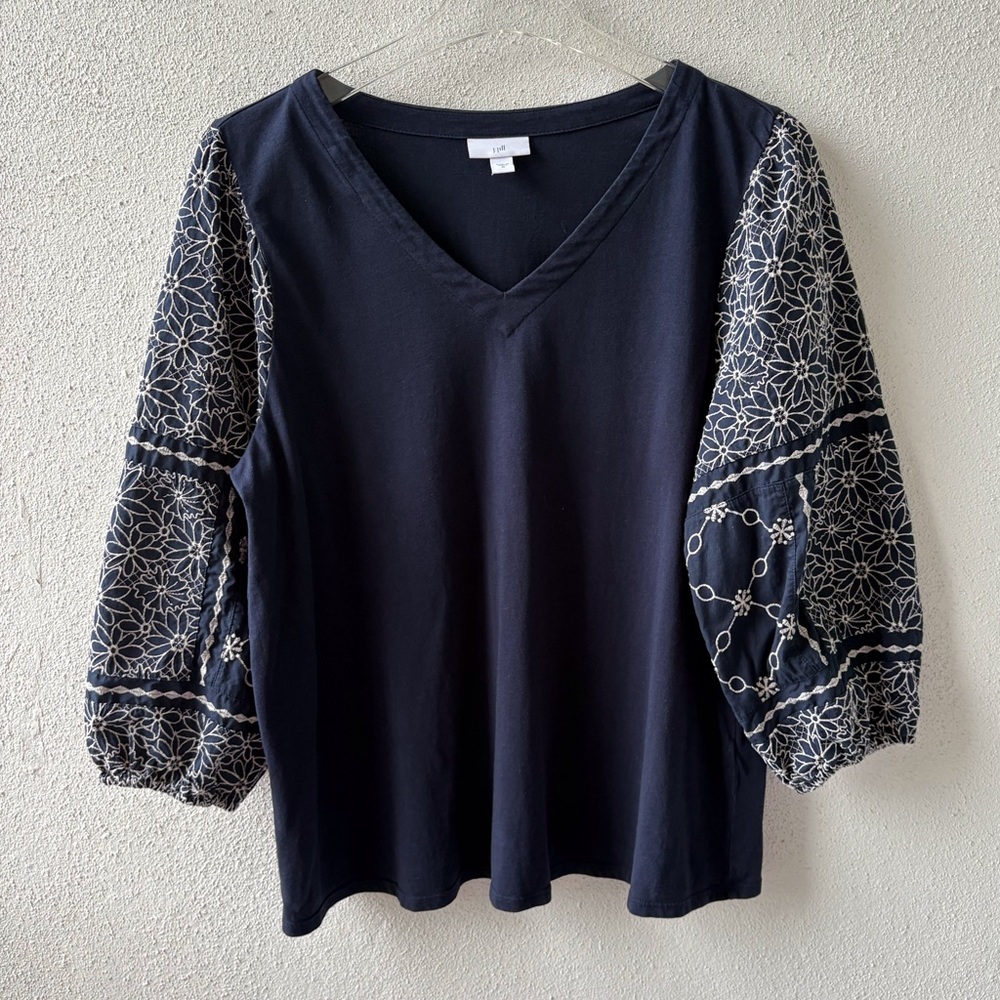 J Jill Navy Cotton Embroidered Sleeves Size M V-Neck Boho Hippie Cottagecore‎